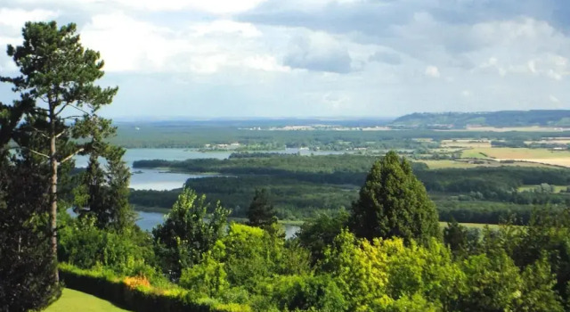 Коттедж House Near Lac de Madine With Historic Charm