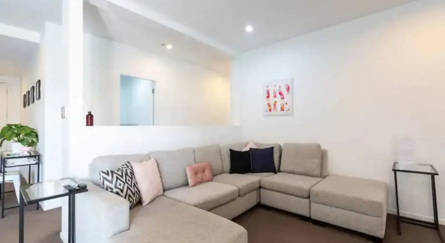 Апартаменты Spacious Home with Balcony+Parking Zodiak Stays