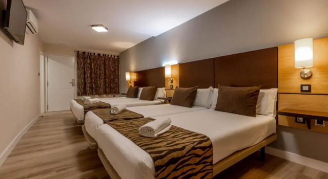 Standard Neljän hengen huone Hotel Copacabana Tarifa Beach