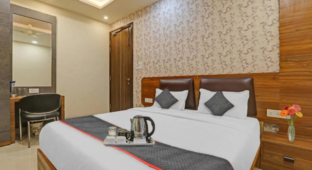 OYO Townhouse 1085 Hotel A Residency