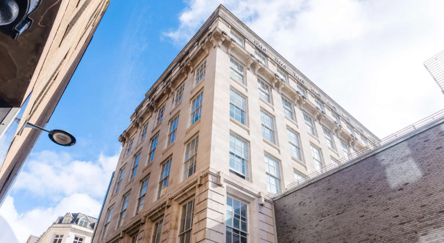 School Lane Hotel in Liverpool ONE, Забронировать Отель Ливерпуль Мерсисайд, рядом с Церковь Божьей Матери и Св. Николая