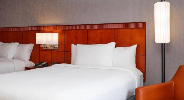 Четырёхместный номер Standard Courtyard Medford Airport