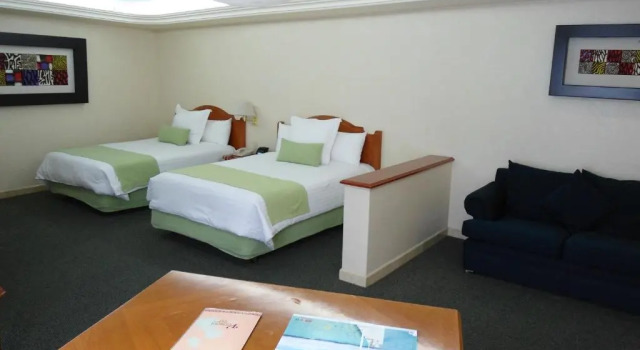 Четырёхместный номер Standard Hive Nápoles by G Hotels