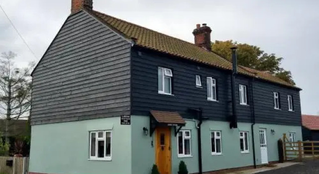 Lawson Cottage B&B, Забронировать Отель «постель и завтрак» Хиклинг The Broads