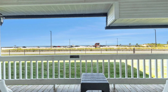Номер Classic Snyders Shoreline Inn