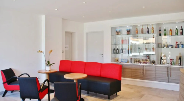 Hotel Restaurant La Chaudrée, Rezerwuj Hotel Hotele w Charente-Maritime z parkingiem, Parking