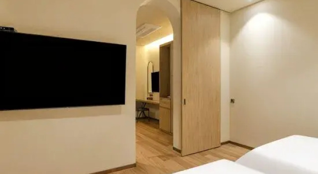 Люкс Uiwang Milos Hotel