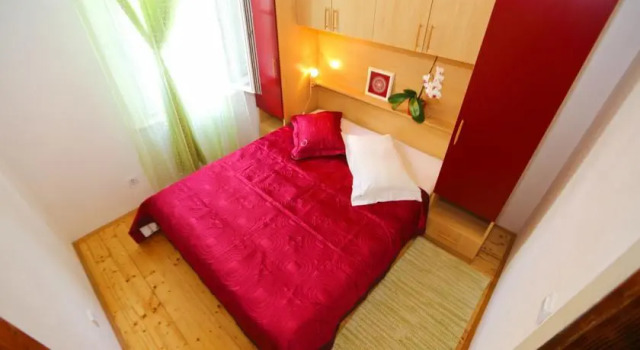 Apartment Gorana, Забронировать Апартаменты/квартира Хвар Остров Хвар, рядом с Частный Пляж «Си Ю Румс»