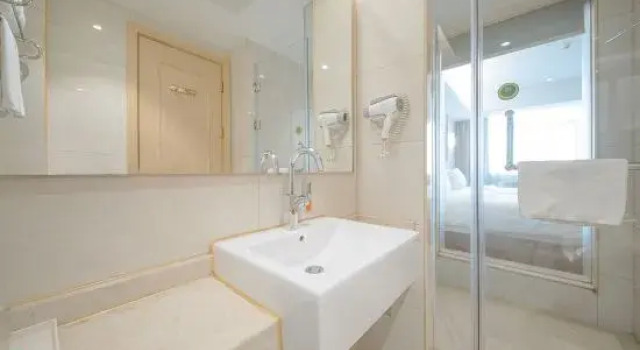 Люкс Deluxe Vienna International Hotel Taizhou Wenling Branch