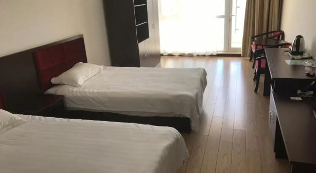 Rainbow Valley Express Hotel, Забронировать Отель Вэйхай Шаньдун