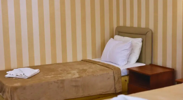 Семейный номер Standard с балконом Central Hotel & Restaurant