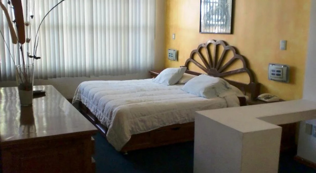 Suites Diez- Eugenio Sue, Boek Hotel Mexico-Stad Mexico DF
