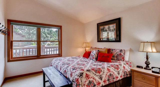 Black Canyon Inn Unit C6, Забронировать Отель Отели Эстес-Парк с парковкой, рядом с Lake Estes 9-Hole Golf Course, Парковка