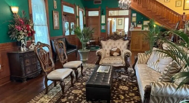 Woodbine Inn and Restaurant, Boek Pension Hotels in Madisonville met ontbijt, Ontbijt