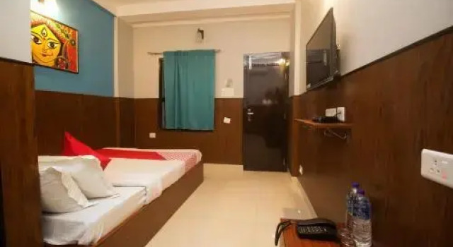 Sambhunath Guest House by OYO, Prenota Affittacamere Siliguri West Bengal