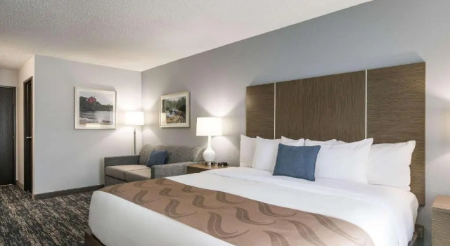 Suite Quality Inn