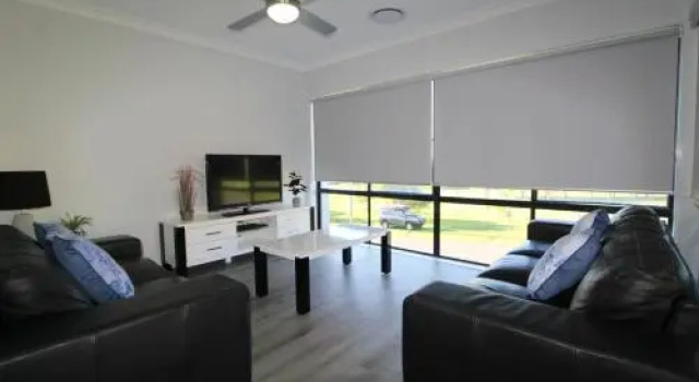 Dolphin Court 2, 1 Gowing Street