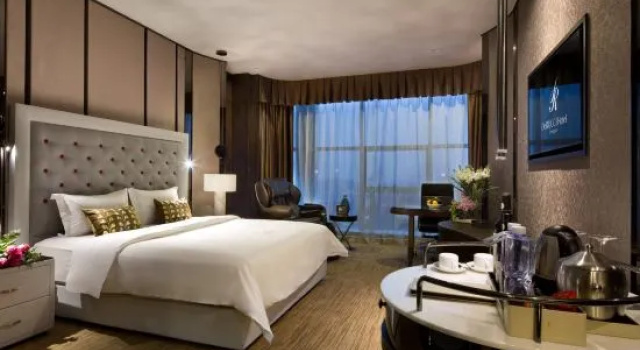 Номер Deluxe с видом на город DeRUCCI Hotel