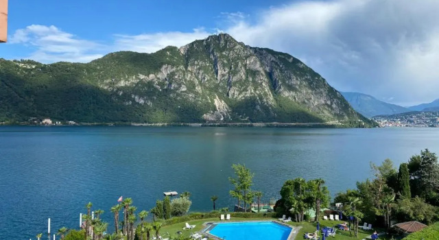 Апартаменты Lake view 712