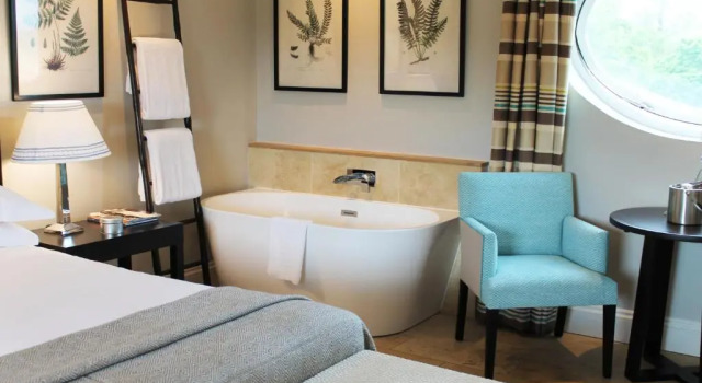 Двухместный номер Deluxe Bowood Hotel, Spa, and Golf Resort