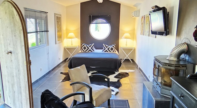Villa 45 B&B, Забронировать Отель «постель и завтрак» Ла-Коль-сюр-Лу Приморские Альпы