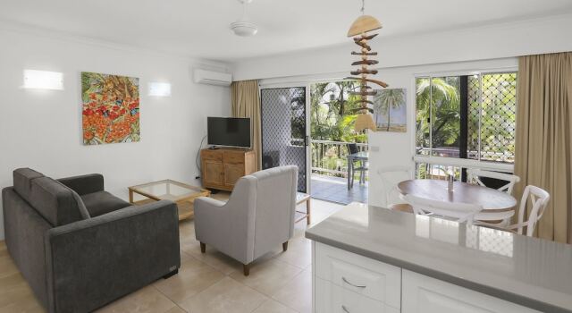 Апартаменты Standard c 1 комнатой с видом на сад Agincourt Beachfront Apartments