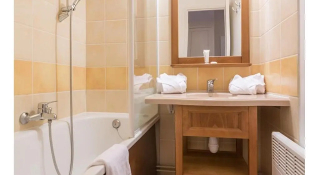 Апартаменты Charmant Appartement avec piscine.