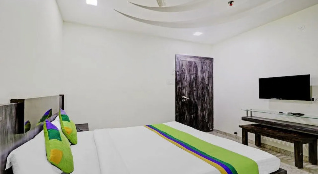 Treebo Trend Hotel Krishna, Забронировать Отель Отели штата Махараштры 3 звезды, 3*