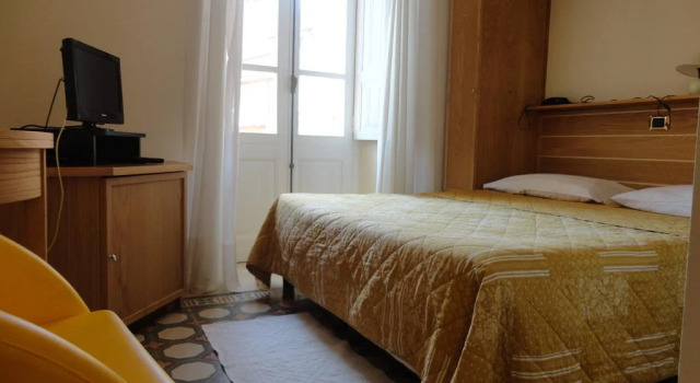 Hotel Liberty, Rezervați Hotel Pattada Sardinia
