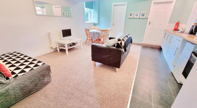 Апартаменты Цокольный этаж Beachcomber Holiday Apartments