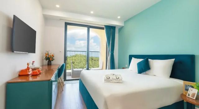 Апартаменты Deluxe с 2 комнатами с балконом и с видом на горы Luna Sol Apartment - Sunset & Firework Signature