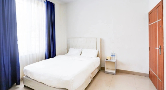 Двухместный люкс Collection O Waterfront City Near Rsud Embung Fatimah formerly ZUDO Hotel