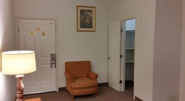 Люкс Deluxe Country Regency Inn & Suites