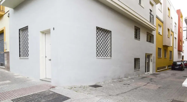 Letmalaga Comfort Studio, Забронировать Отель Малага Коста-дель-Соль, рядом с Музей Кармен Тиссен