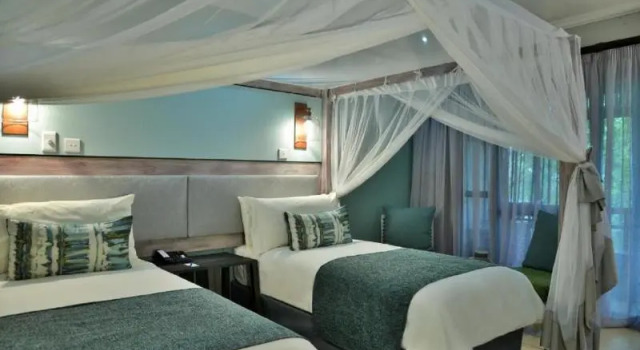 Двухместный номер Standard с балконом Cresta Mowana Safari Resort & Spa