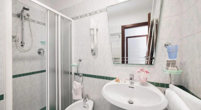 Четырёхместный номер Standard Viva Beach Hotel