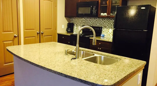 Апартаменты Deluxe Resort Style Apartment/Home - The Woodlands