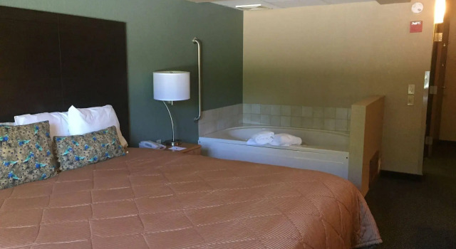 Boarders Inn & Suites by Cobblestone Hotels - Fayette, Rezerwuj Hotel Fayette Iowa