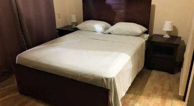 Villa Lo Palo By Hospedify - Enorme villa 24-43 personas con Piscinas y Patio hermosos, Забронировать Вилла Отели Харабакоа с парковкой, Парковка
