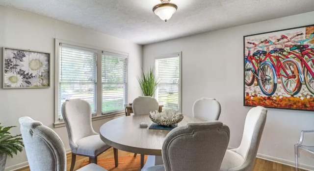 1 Mi to Dtwn: Family-friendly Brenham Bungalow!, Rezerwuj Dom wakacyjny Brenham Teksas