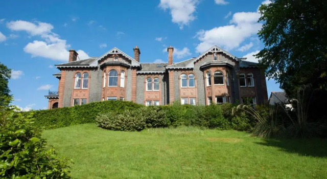 Апартаменты Warriston Apartment at Holm Park