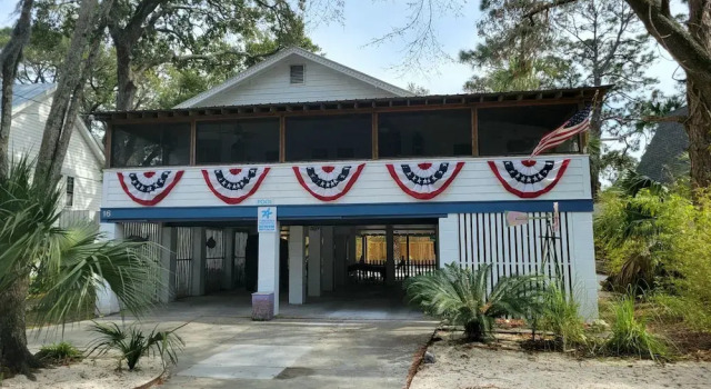 16 6th Avenue by Tybee Vacation Rentals