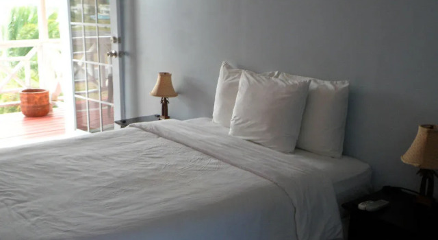Wind Chimes Inn, Book Hotel Jennings 