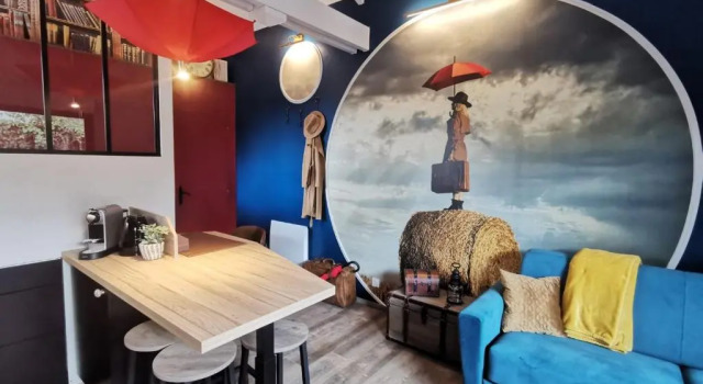 Maisonnette Avec Terrasse Et Parking - Madeleine, Il Etait Une Fois