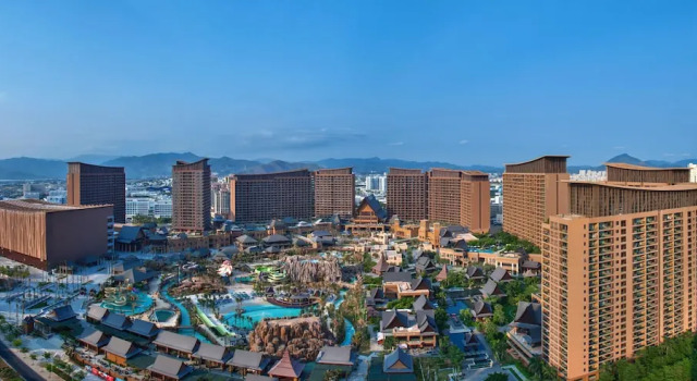 Coconut Grove Hotel, Book Hotel Sanya Hainan