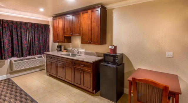 Номер Standard Edge Water Inn