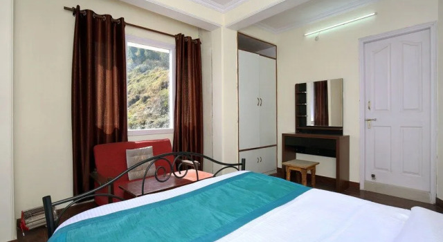 OYO Home 9897 Elegant 3BHK