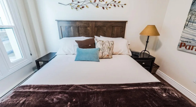 Prime Location EdelWeiss Luxury Condo by RedAwning, Забронировать Отель Отели Парк-Сити 4 звезды, рядом с Горнолыжный подъeмник Payday Lift, 4*
