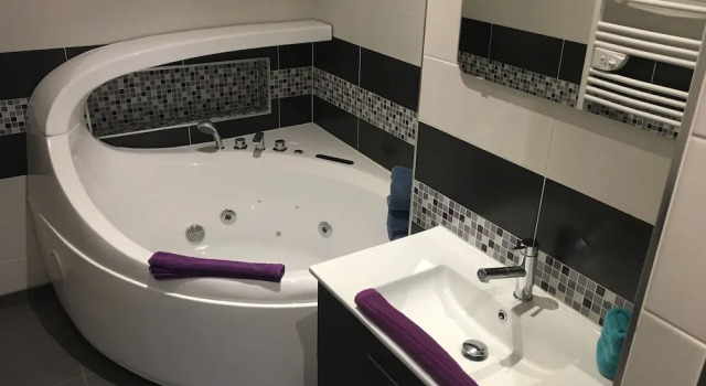 Семейный номер Standard с 2 комнатами Chambres dHôtes Au coin du spa