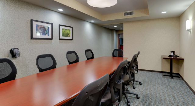 Двухместный люкс с 2 комнатами Drury Inn & Suites Phoenix Chandler Fashion Center